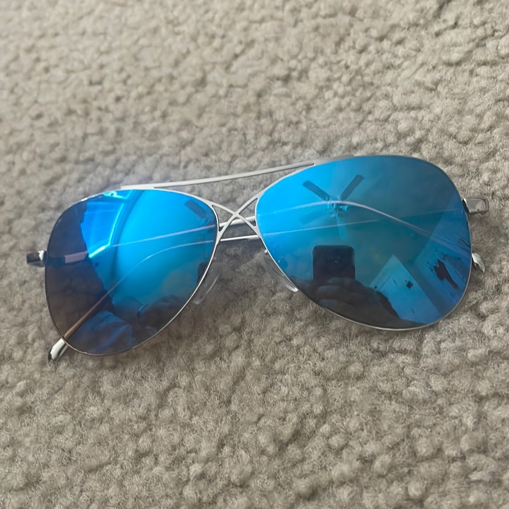 Mirrored Sunglasses